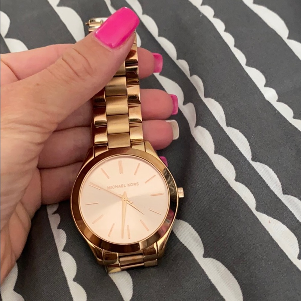 Michael kors rose gold watch